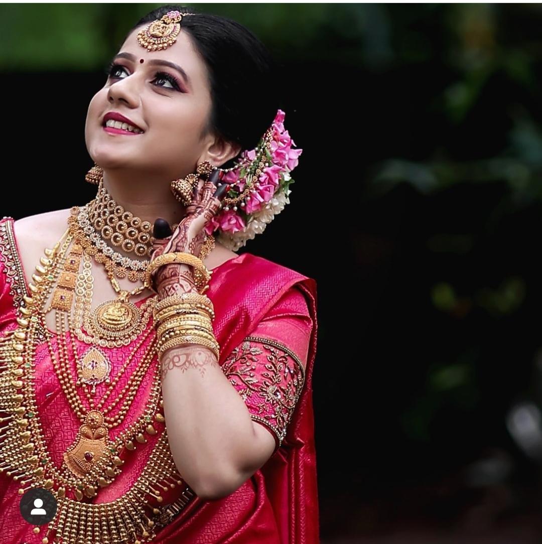 TRONA BRIDALS CALICUT